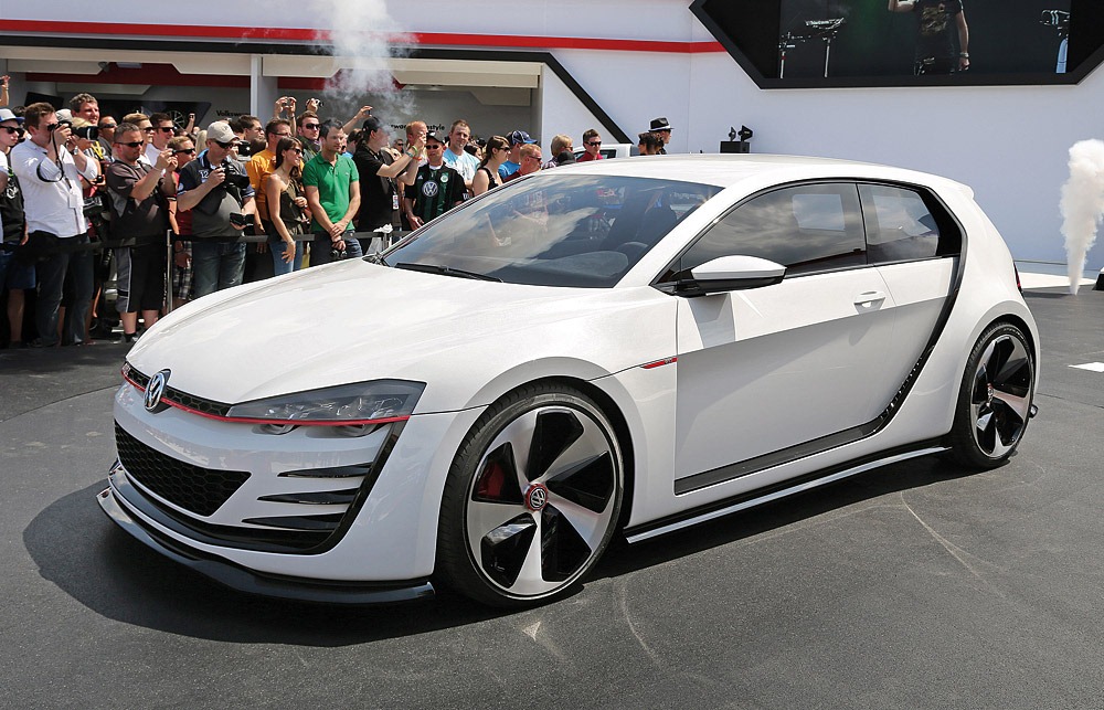 Фото автомобиля VW GOLF GTI