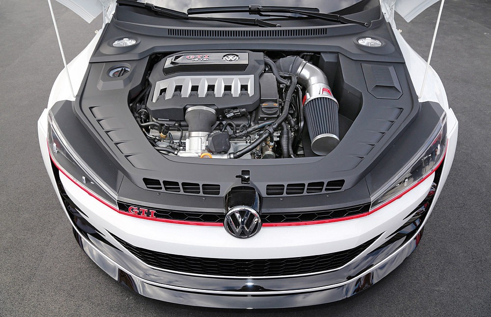 Фото автомобиля VW GOLF GTI (двигатель)
