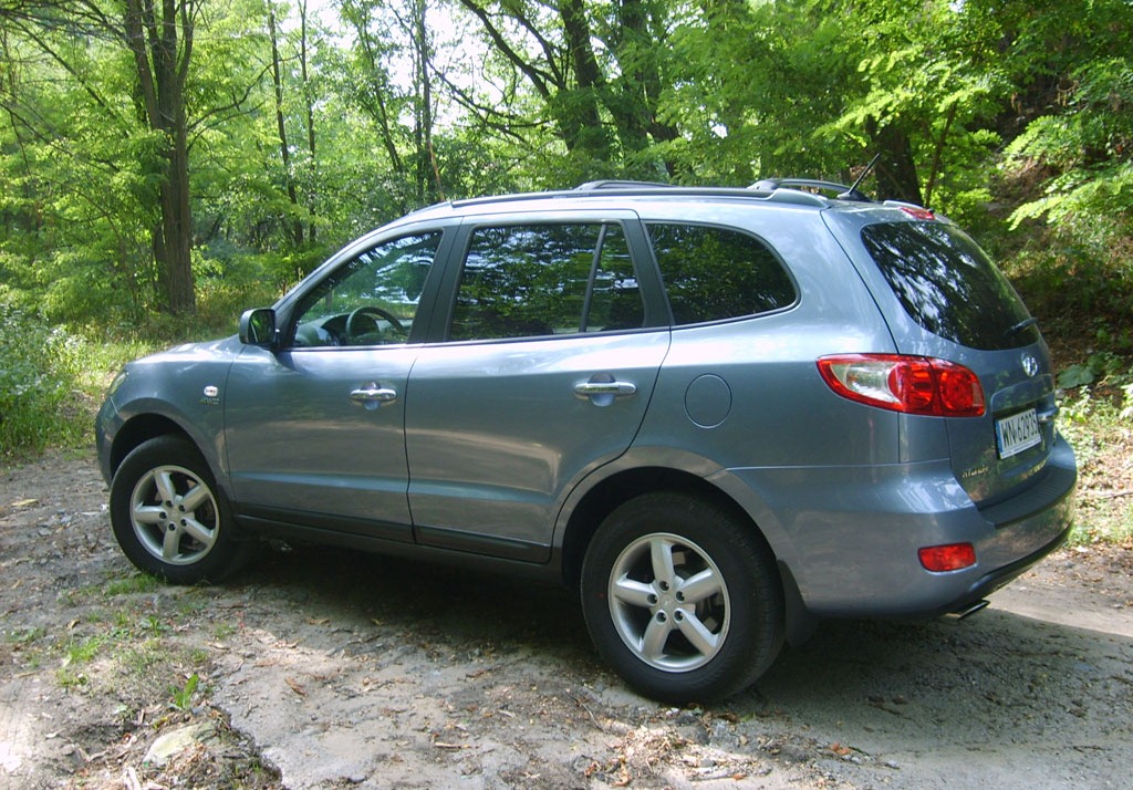 Фото автомобиля Hyundai Santa Fe