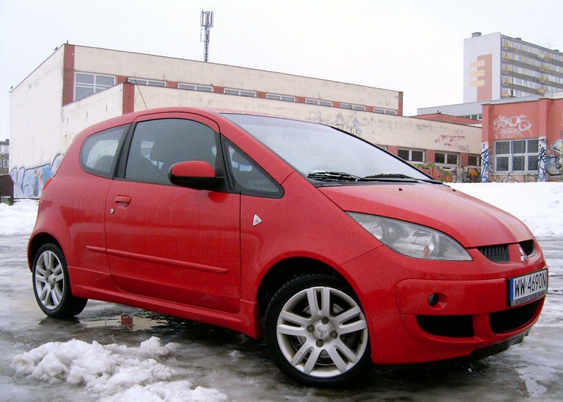 Фото автомобиля Mitsubishi Colt CZT 1.5 Turbo