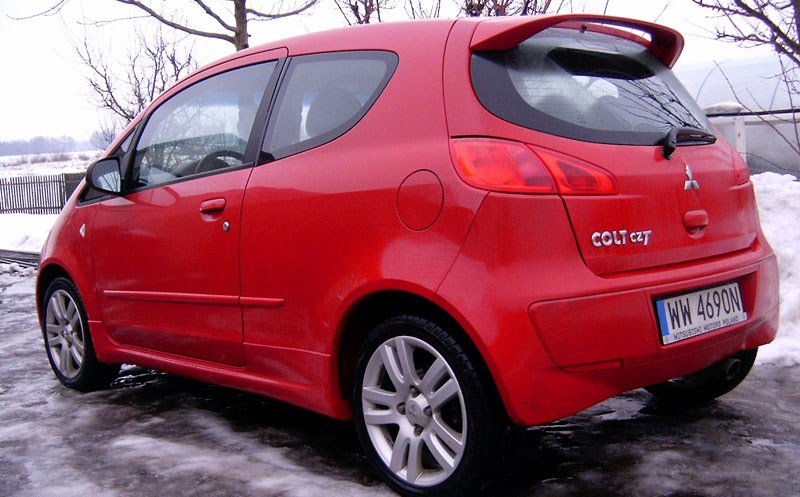 Фото автомобиля Mitsubishi Colt CZT 1.5 Turbo