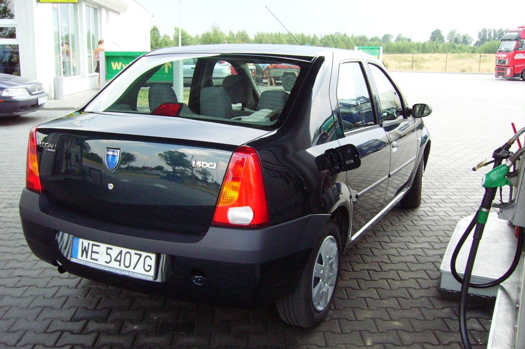 Фото автомобиля Dacia Logan