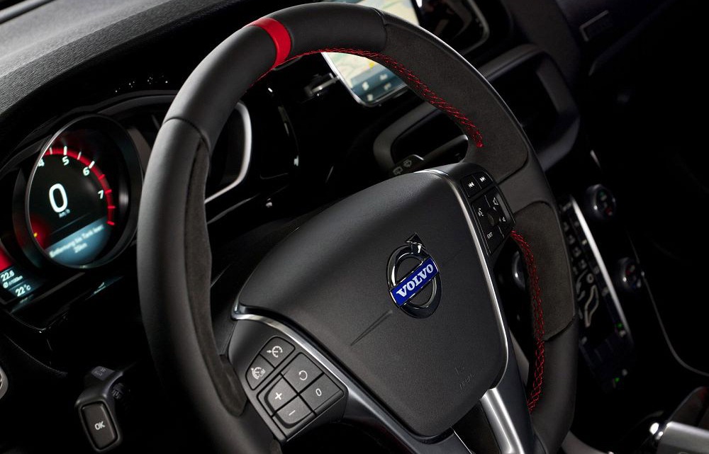 Фото автомобиля Volvo V40 Pirelli. Интерьер салона